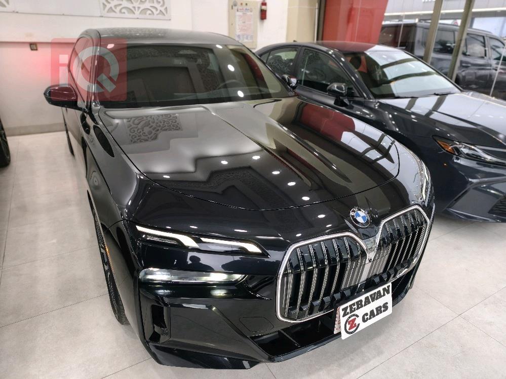 بي ام دبليو الفئة 7